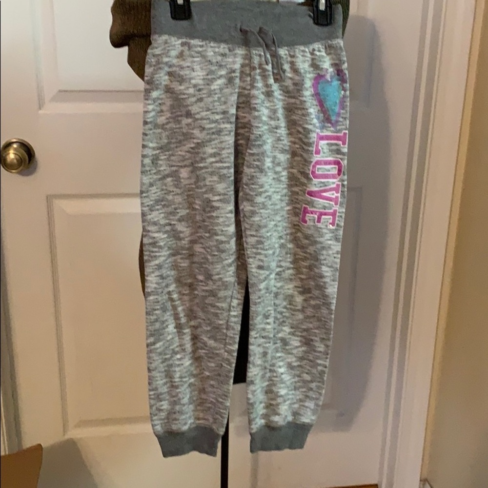 Girl’s sweatpants